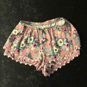 floral shorts